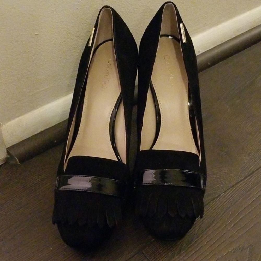 New😍😍😍 Calvin Klein Black suede heels size 9.5